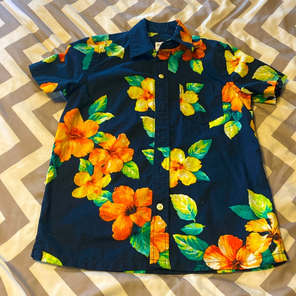 Short Sleeve Hawaiian Print Button Down Shirt